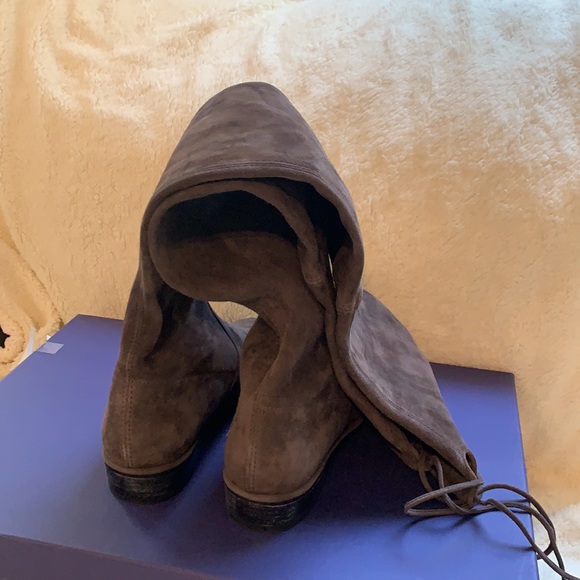 Stuart Weitzman
Lowland Over the Knee Boots - Picture 10 of 12